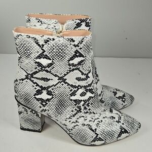 Wetkiss Womens Snakeskin Print Ankle Boots Pointed Toe Block Heel White Black 9